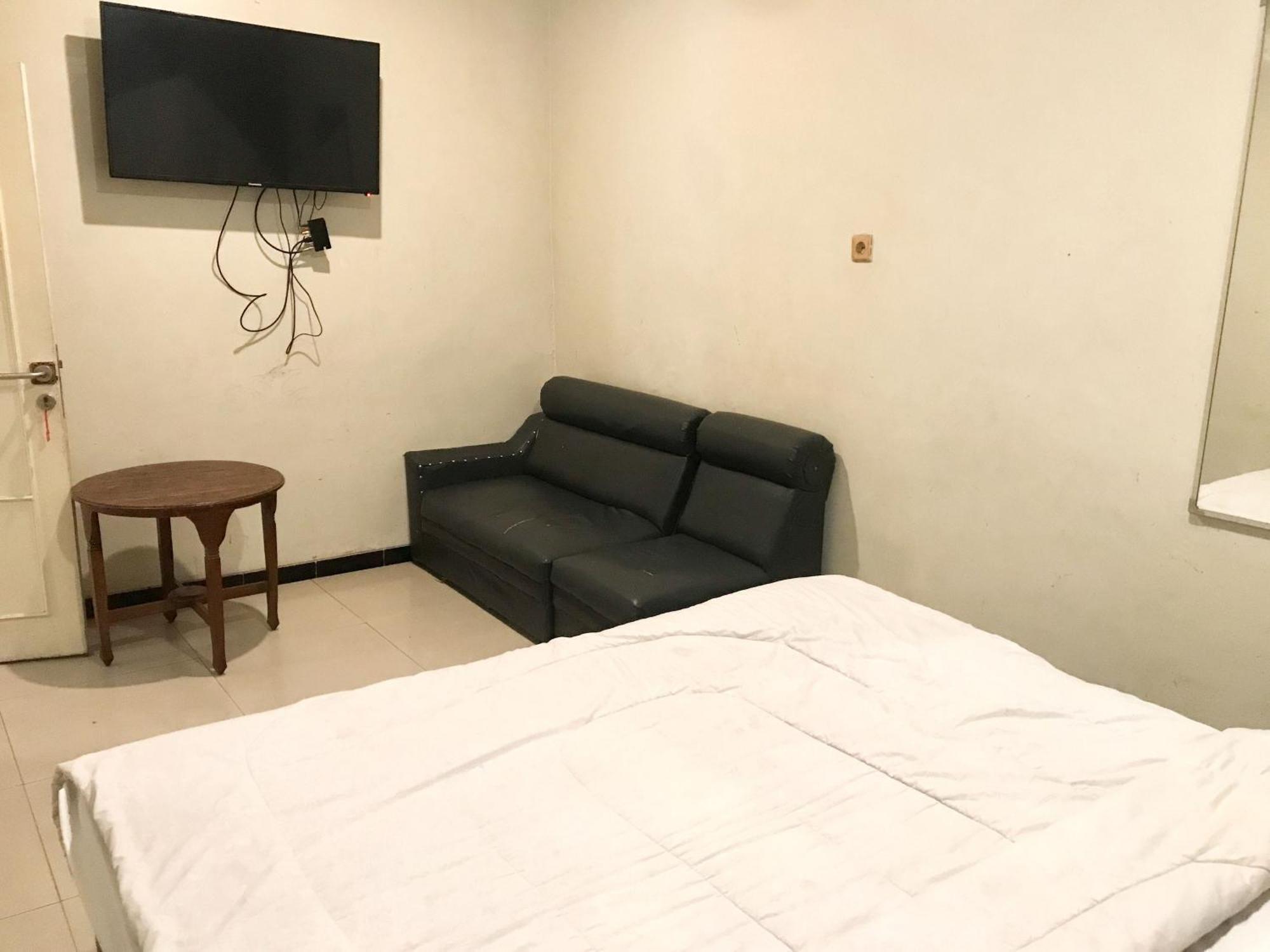 Hotel Gangnam Style Mitra Reddoorz Near Merr